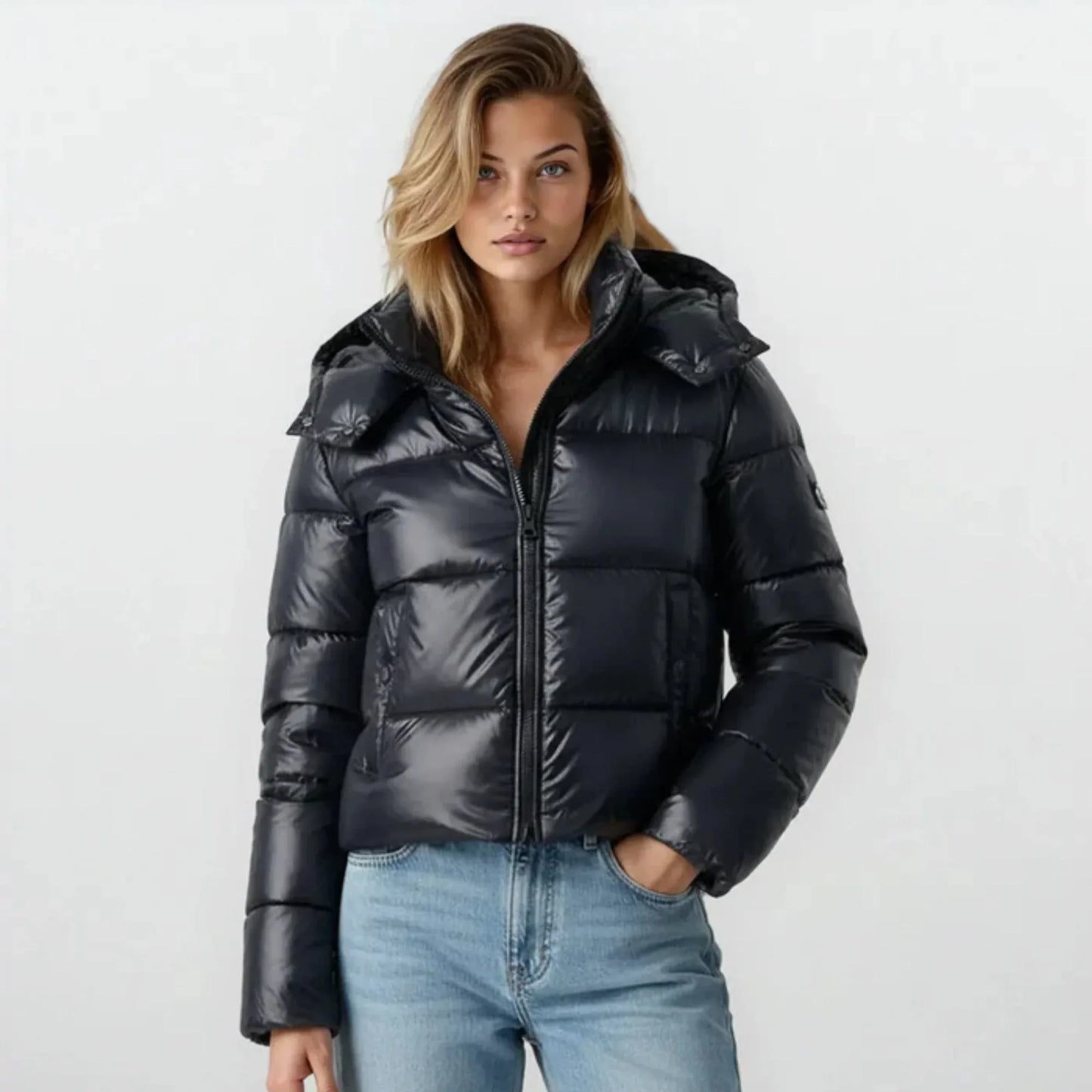 Veste Femme à Capuche Matelassée Brillante Zippée
