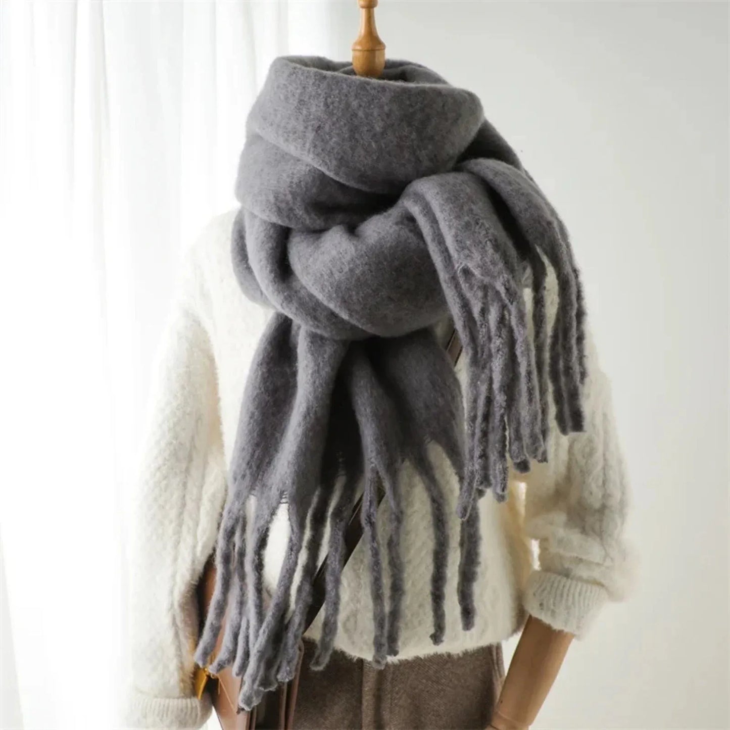 Écharpe Châle Femme 240cm avec Pompons