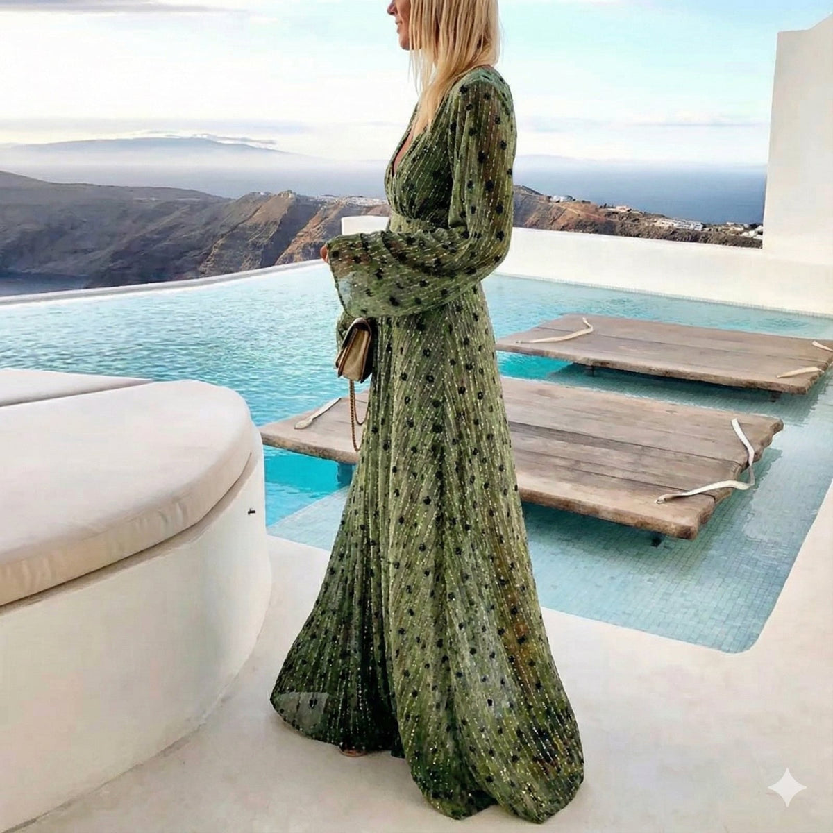 Robe Plissée Paillettes Col V